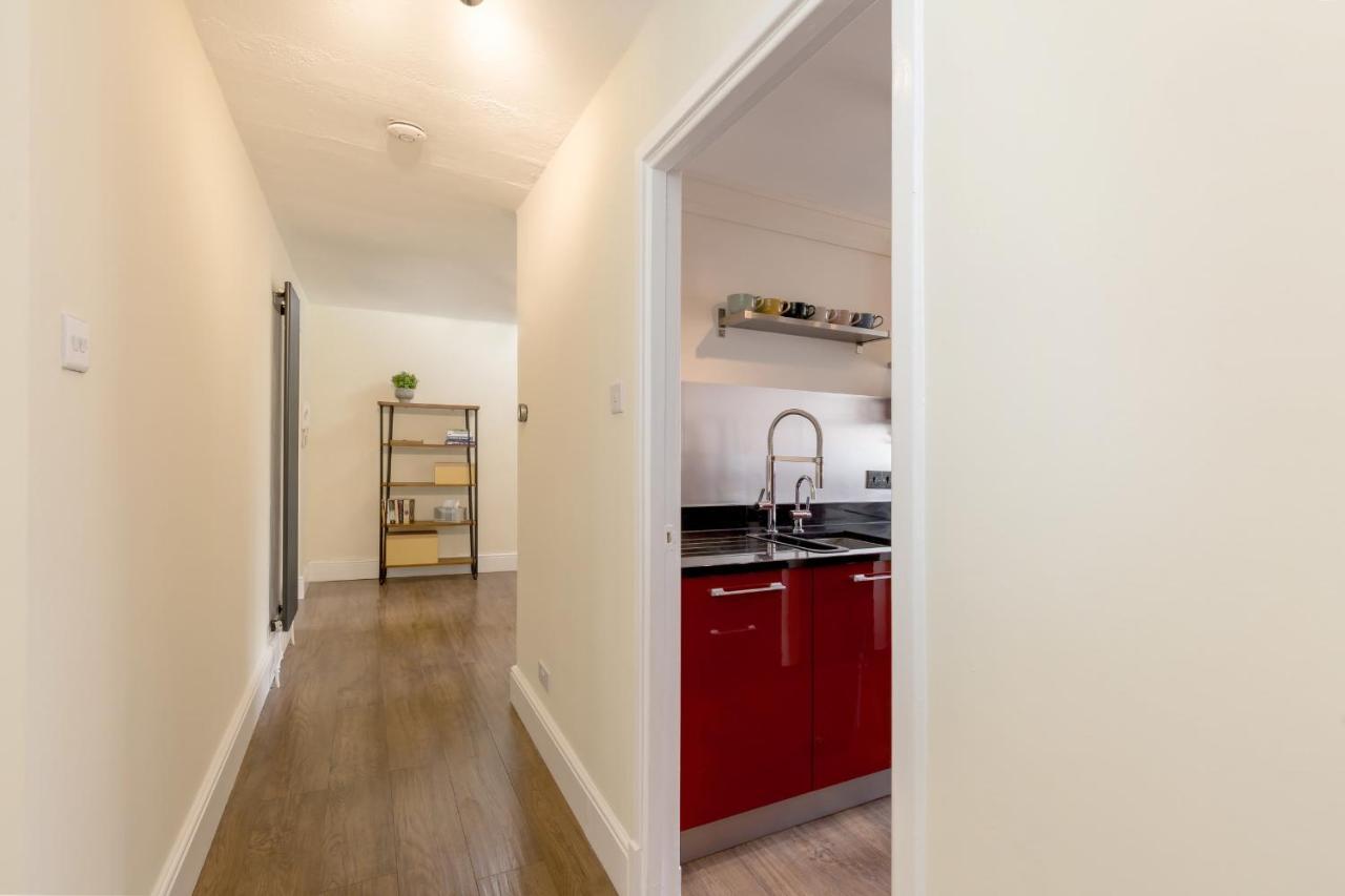 Guestready - Elegant 2Br Period Flat In Oldtown Appartamento Edimburgo Esterno foto
